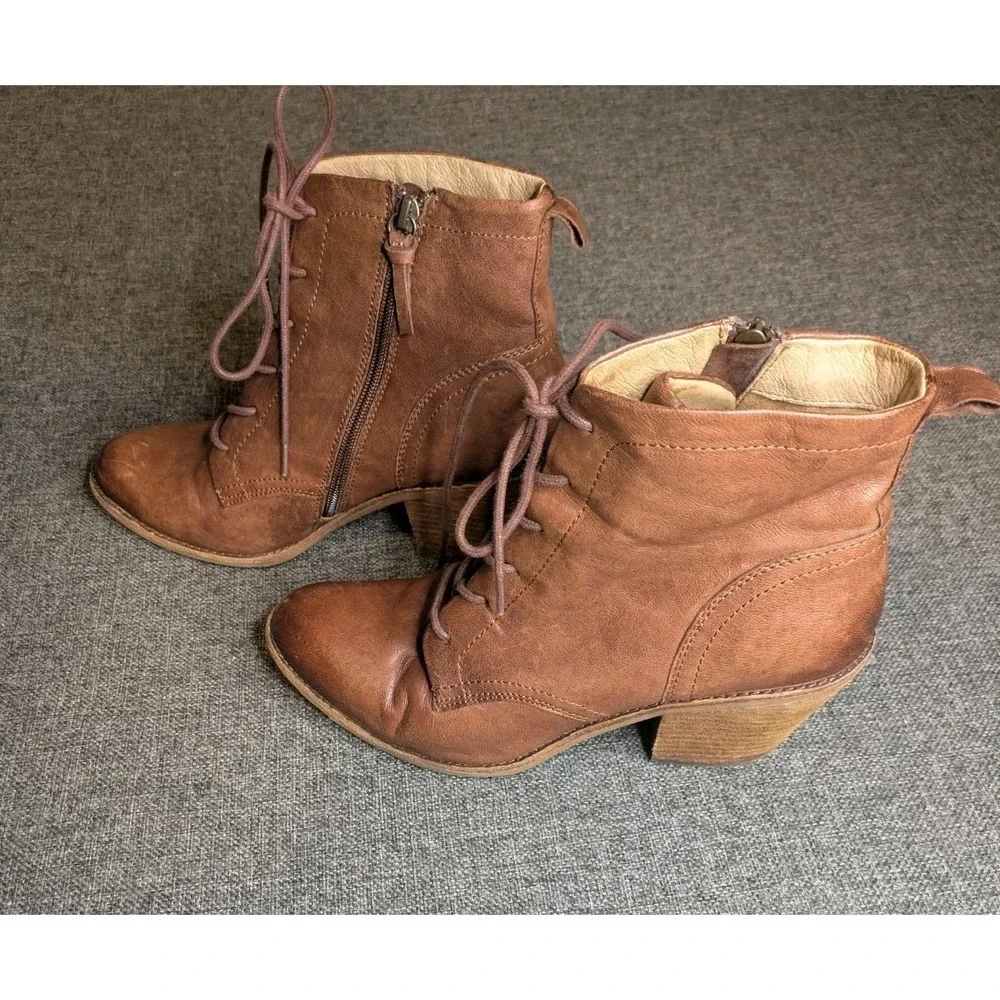 Sofft Women's Brown Leather Ankle Zip Up Boots Bootie Size 10 M Platform Heel